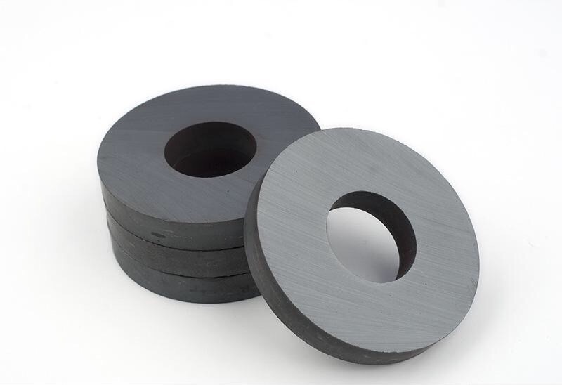 Ferrite magnet